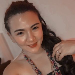 Meet your Posher, Abee mae